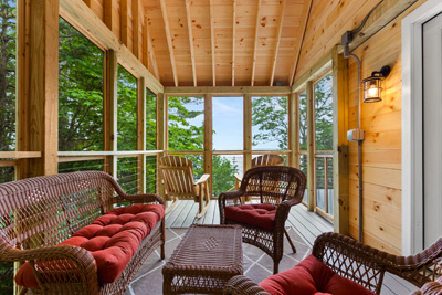 Rocky Cove: lovely oceanfront cottage in Bar Harbor