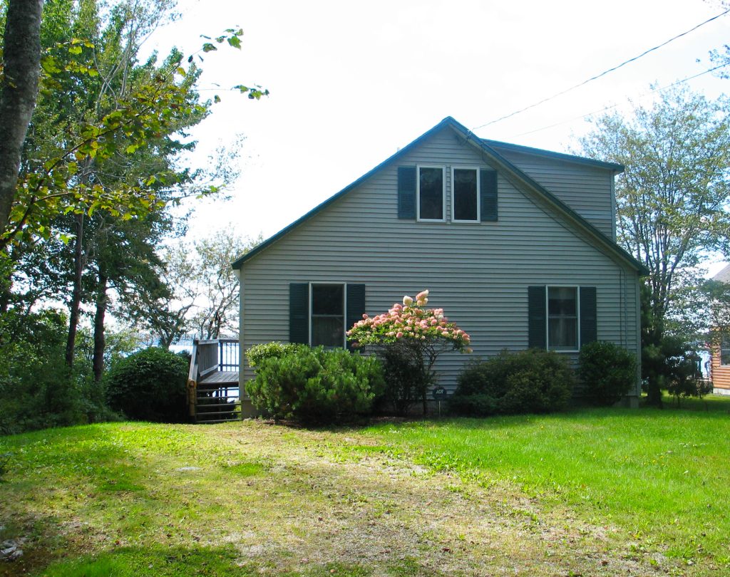 Acadia Bayside — Cottage exterior