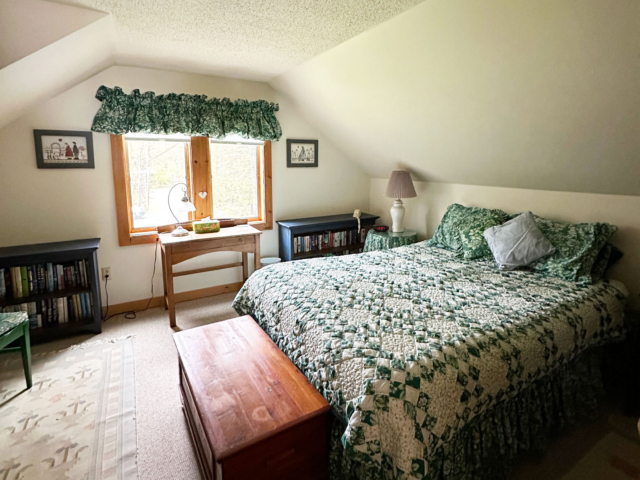 Queen bedroom