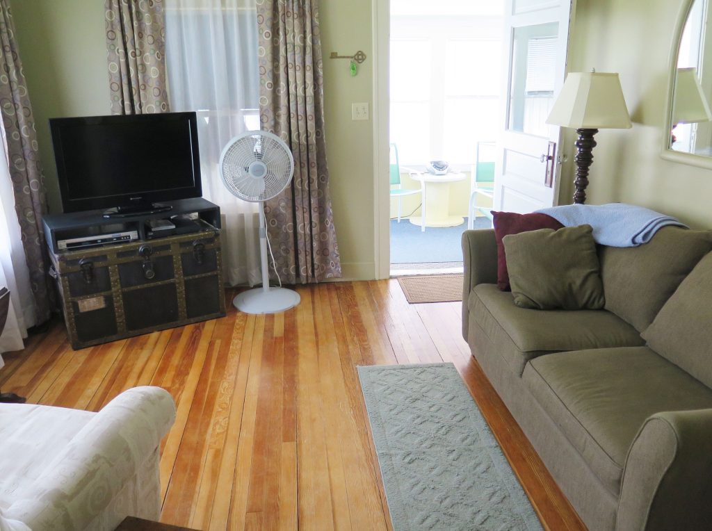 Aunt Betty's Cottage — Living room