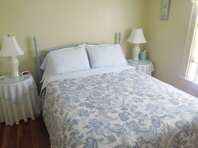 2nd queen bedroom