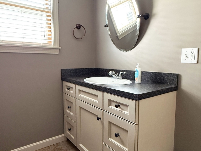 Bathroom (shower and tub combo)