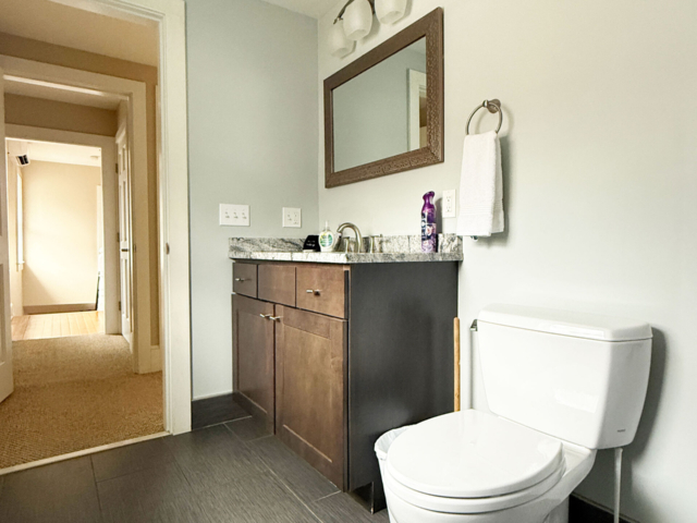 2nd floor bathroom
