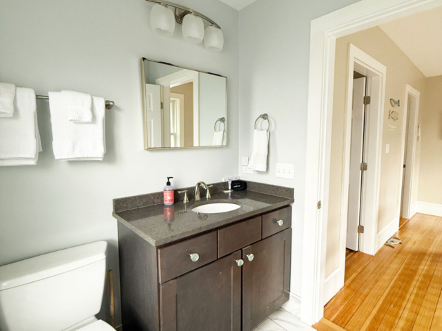 2nd floor bathroom