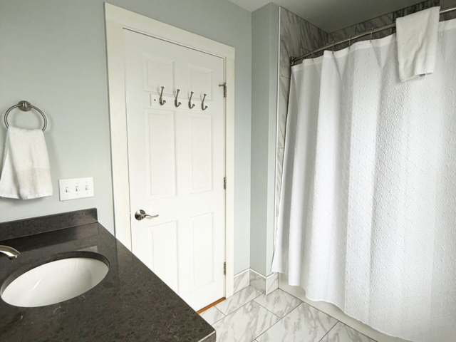 2nd floor bathroom