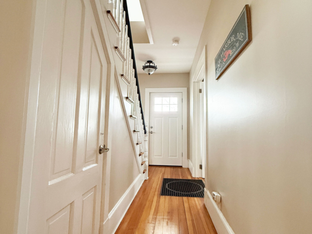 Hall, first floor