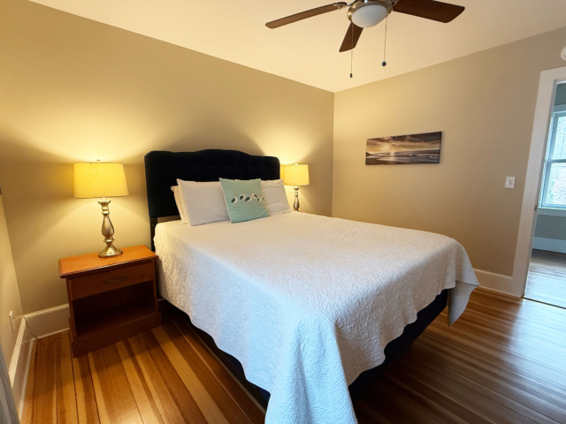 Queen bedroom
