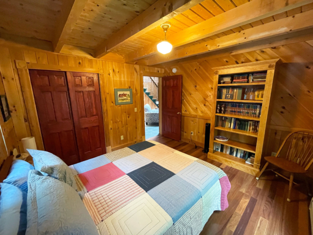 Queen bedroom