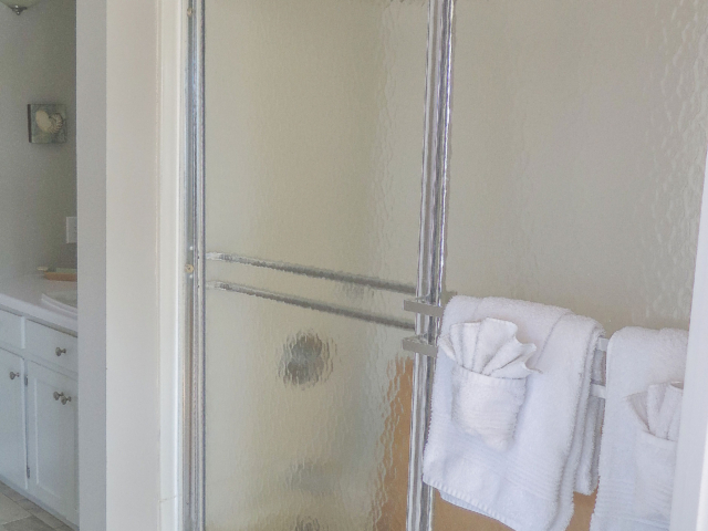 2nd floor bathroom, front building