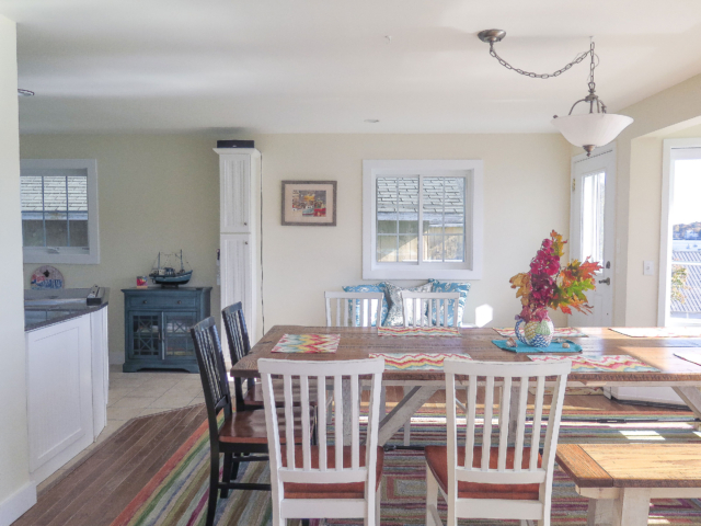 Dining area, 2nd floor, front building