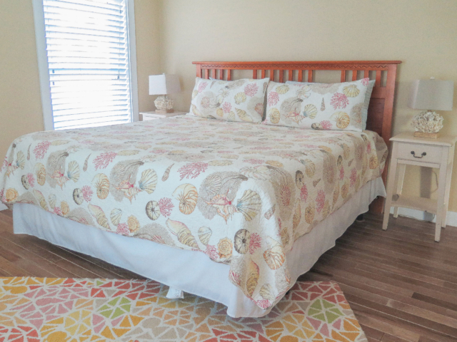 Rear building, king bedroom, 1st floor