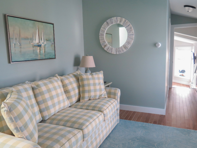 2nd floor sitting area, rear building (sleep sofa)