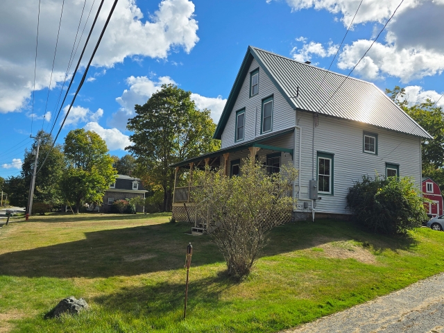 APM-cott1 Adorable farmhouse cottage!
