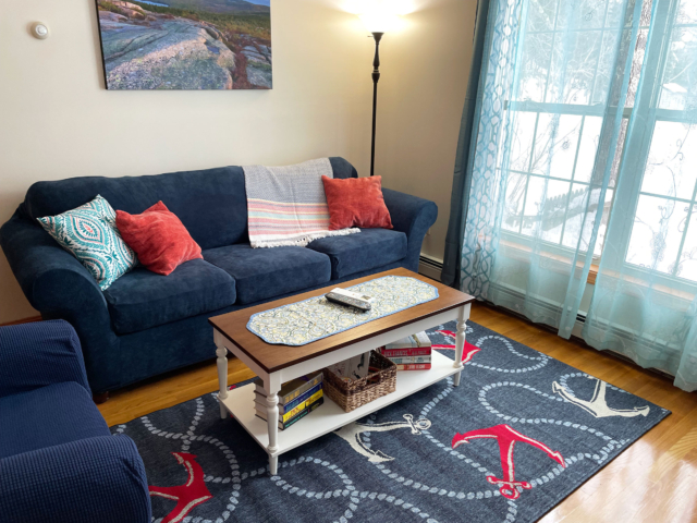 Cozy Glen Apartment