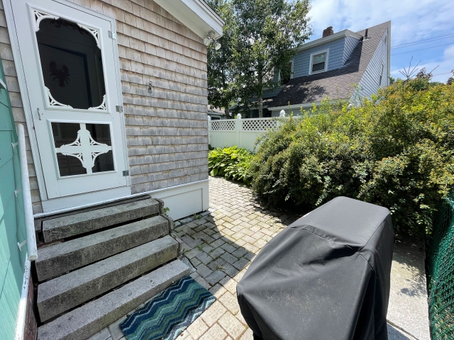 Eden Center Cottage