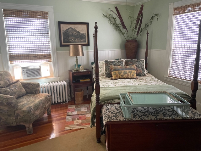Eden Center Cottage
