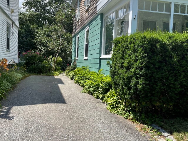 Eden Center Cottage