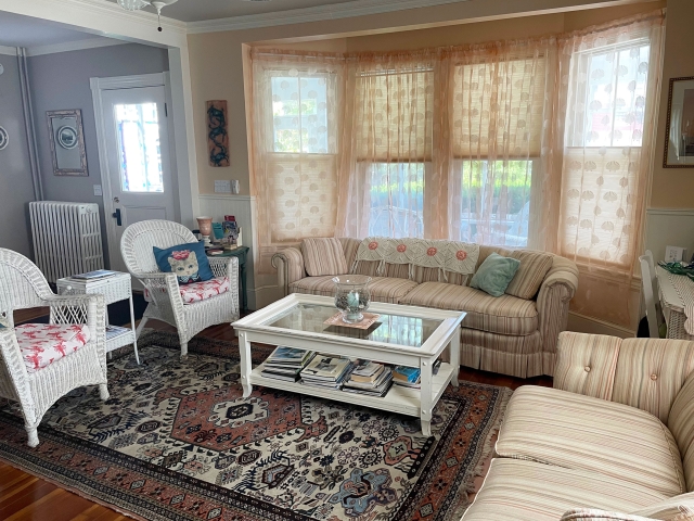 Eden Center Cottage