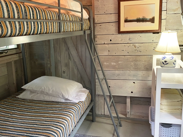 EL-bunks1 Echo Lakeside