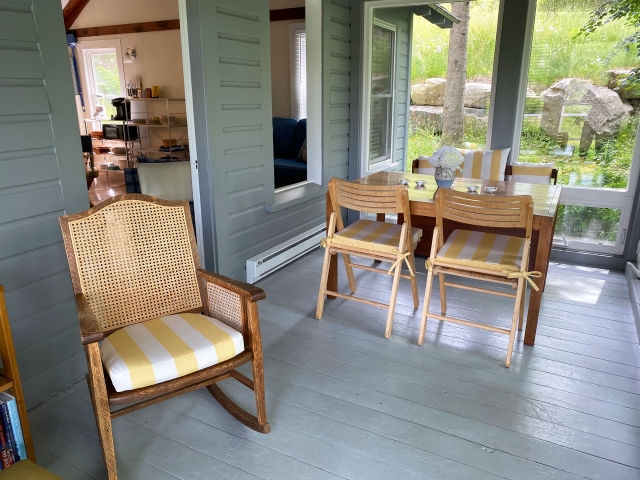 EL-porch3 Echo Lakeside