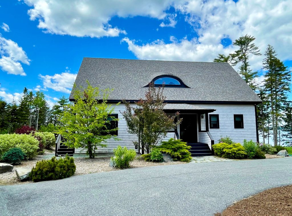 Eagles Nest Seaside — Exterior