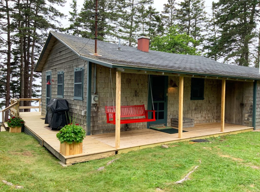Foxfield Shores — Exterior