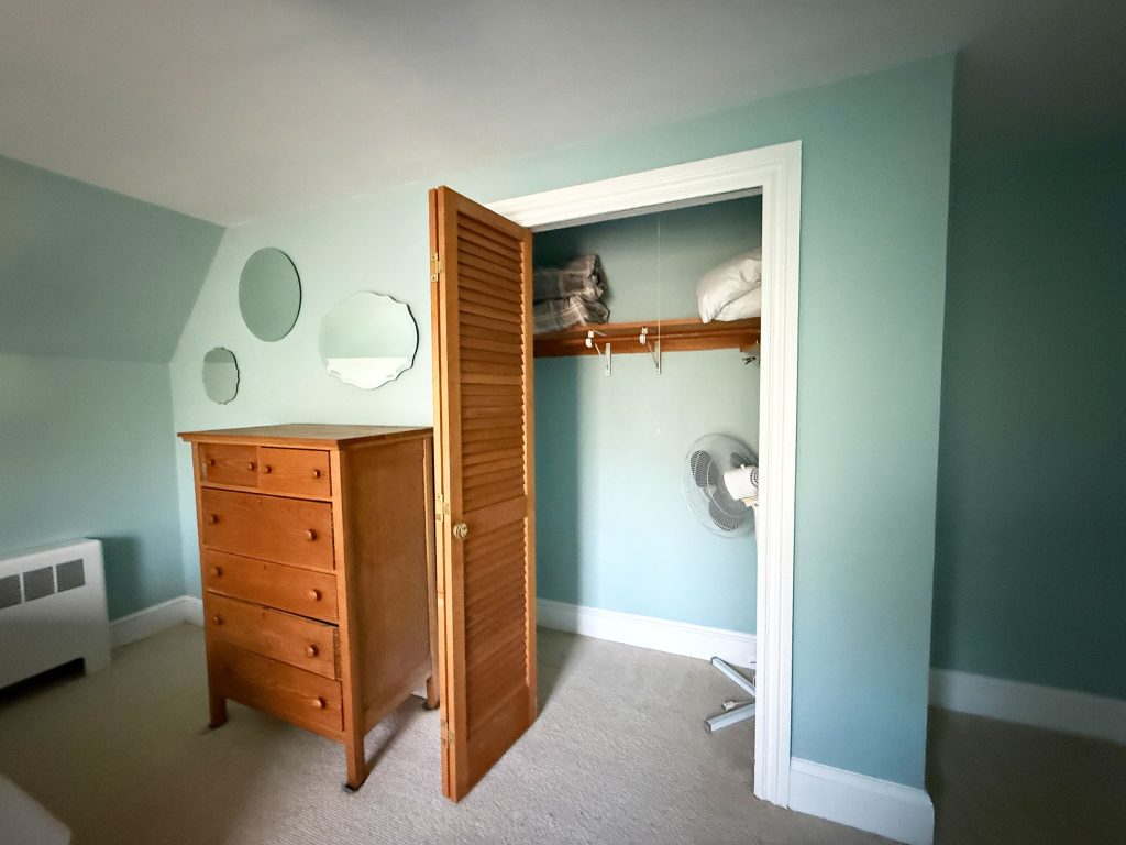2nd floor doubles bedroom