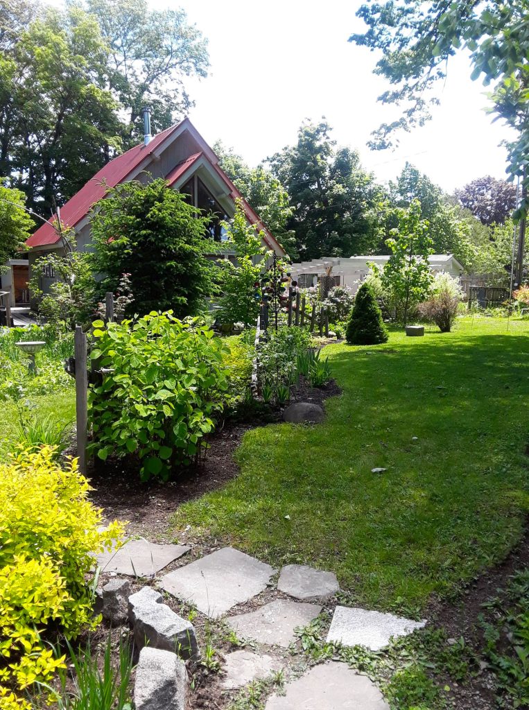 Gay's Garden Cabin — Exterior