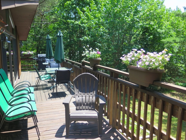 Honeybee Chalet