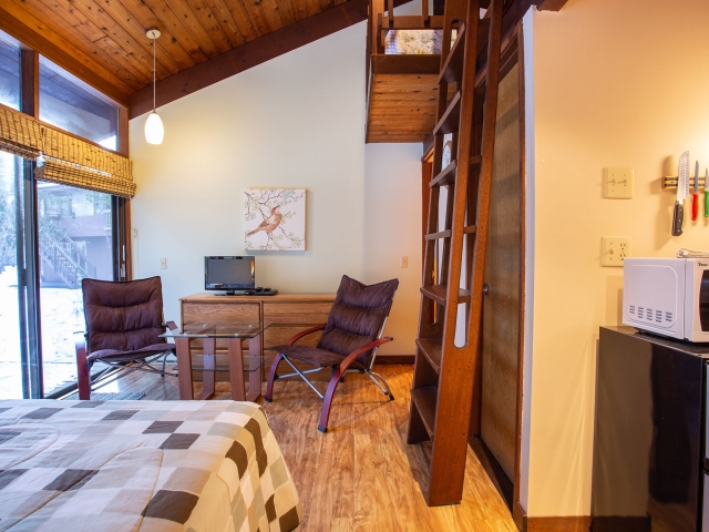 Honeybee Chalet