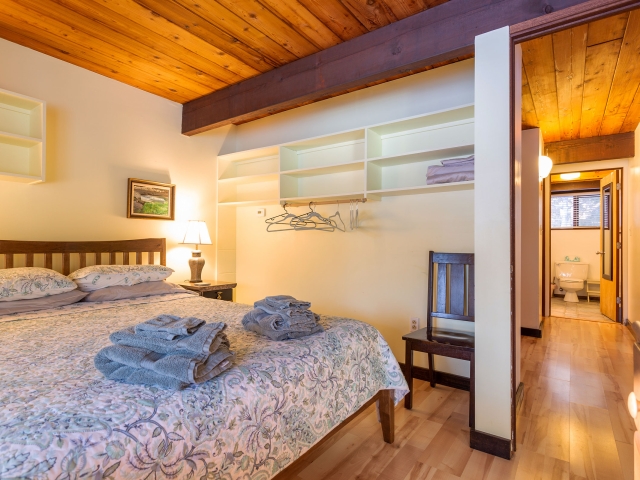 Honeybee Chalet