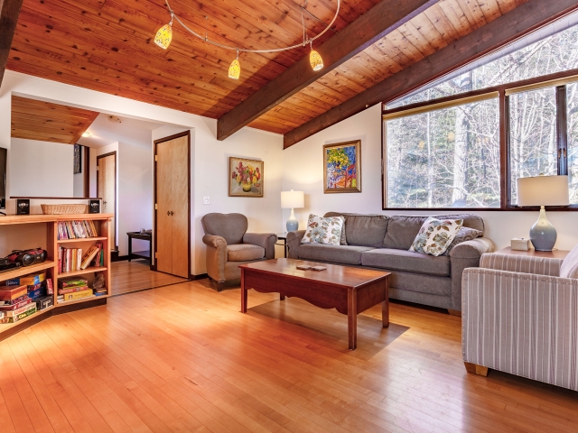 Honeybee Chalet