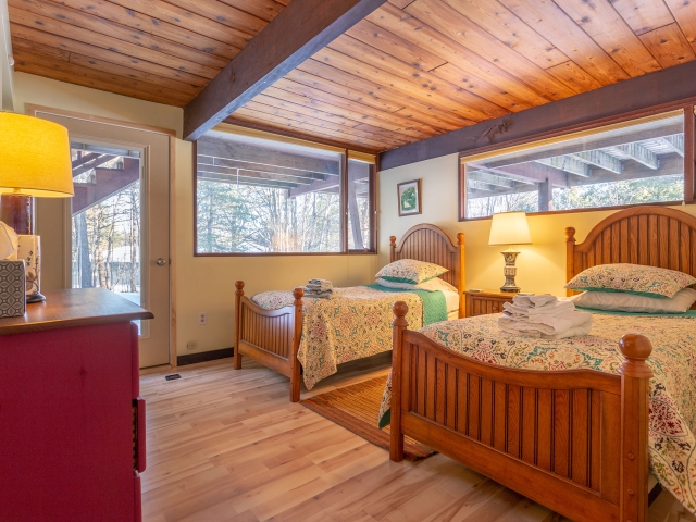 Honeybee Chalet