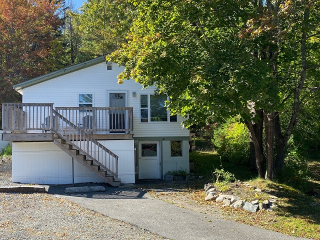 Hulls Cove Hideaway