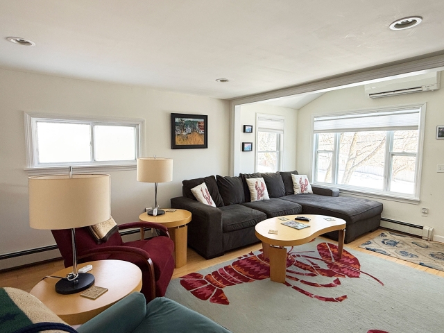 Hulls Cove Hideaway