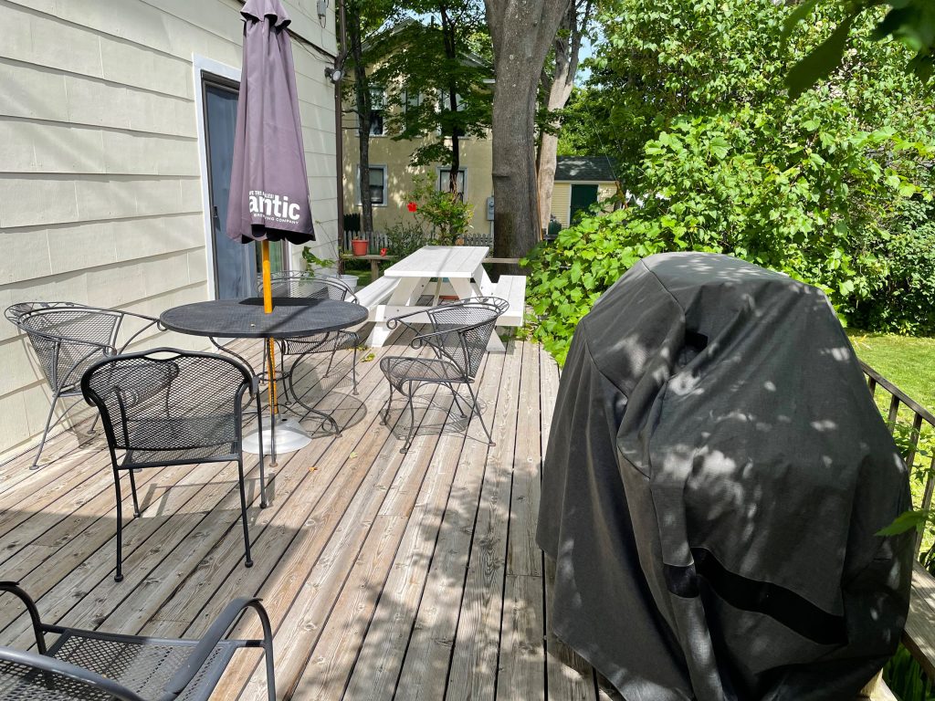 Libby House — Nice deck