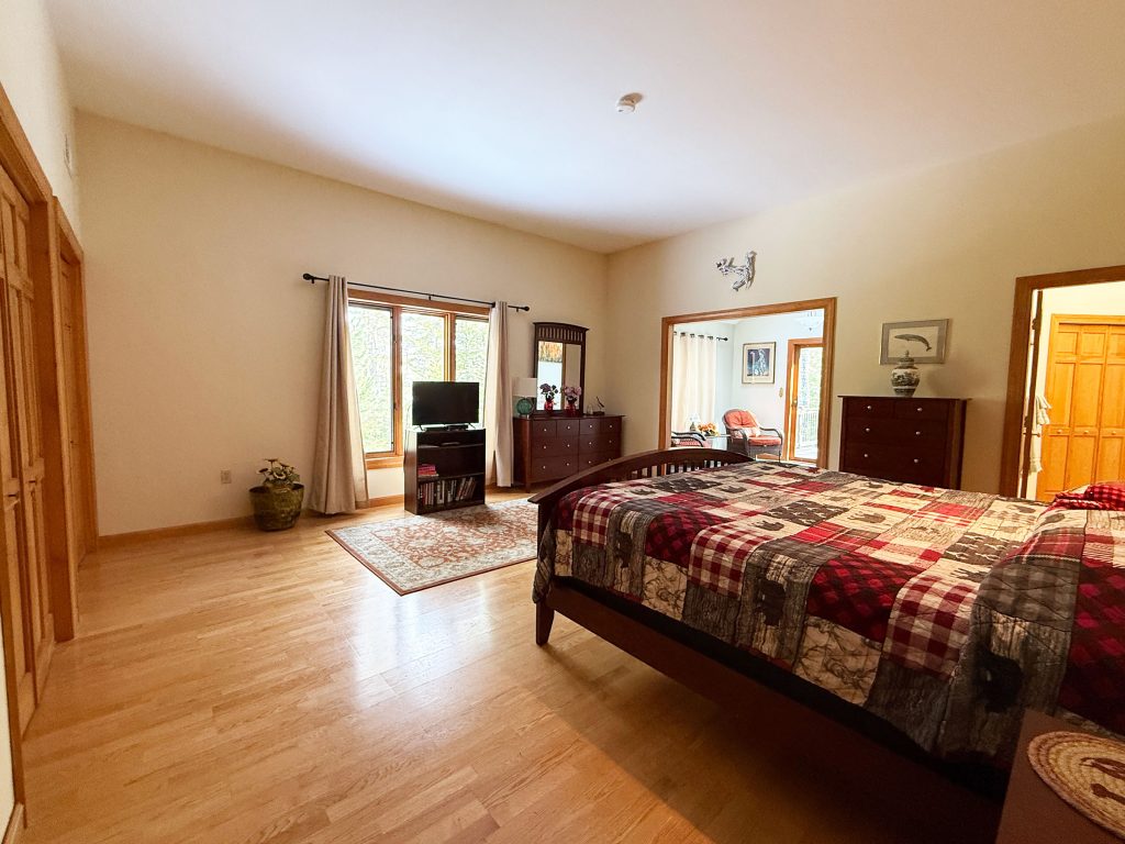 King bedroom
