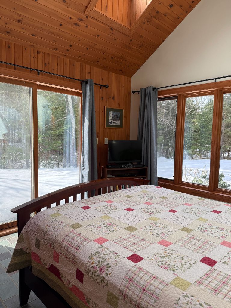 Queen bedroom