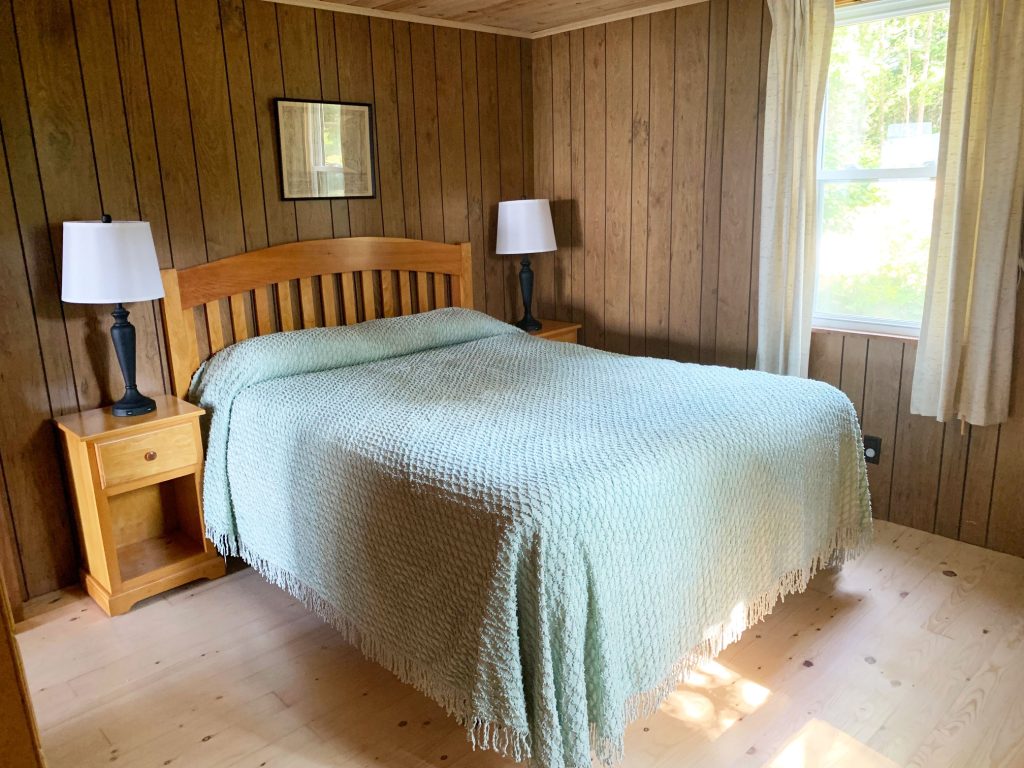 Queen bedroom