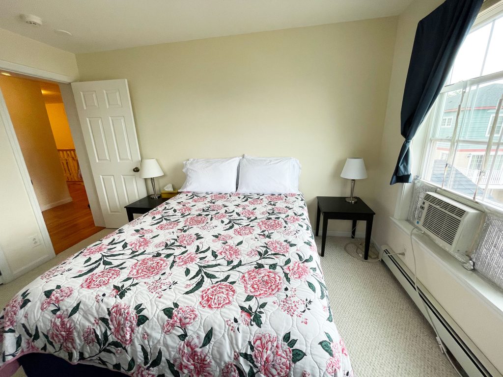 Queen bedroom