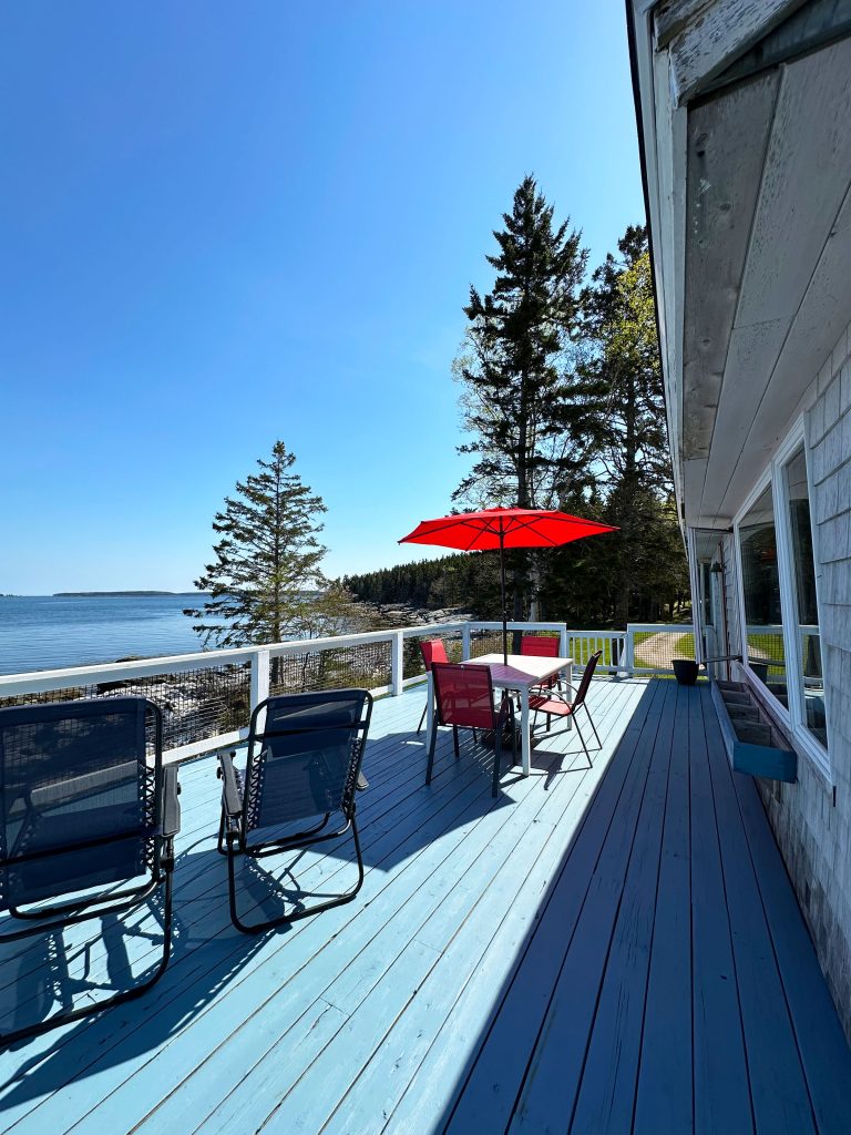 Old Point Seaside — Deck