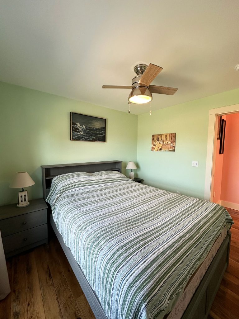 Queen bedroom