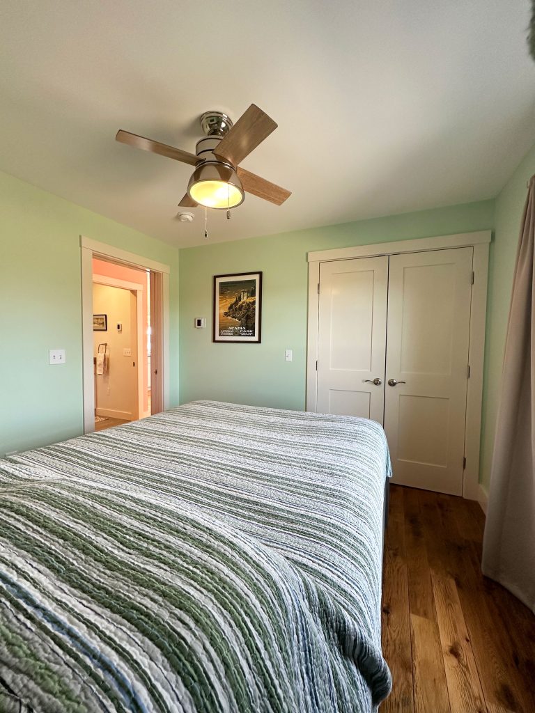 Queen bedroom