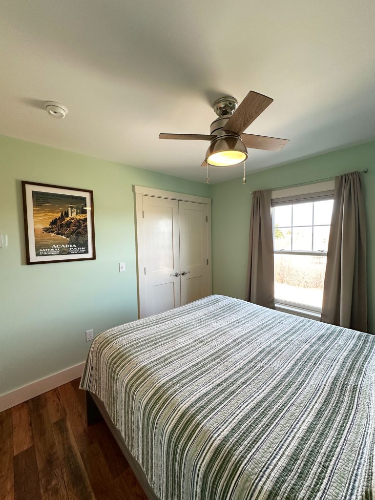 Queen bedroom