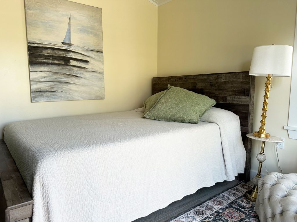 Queen bedroom