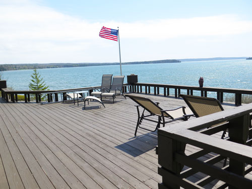 Seaside Chalet — legacy photo (low resolution)