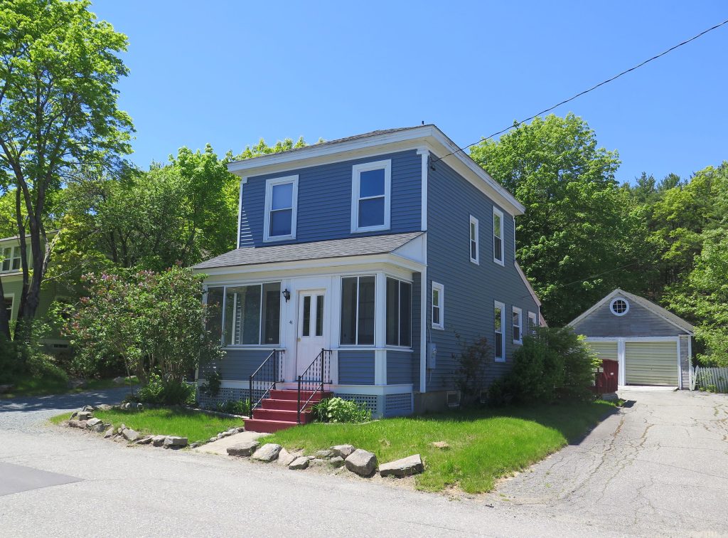 Merry Glen — Exterior
