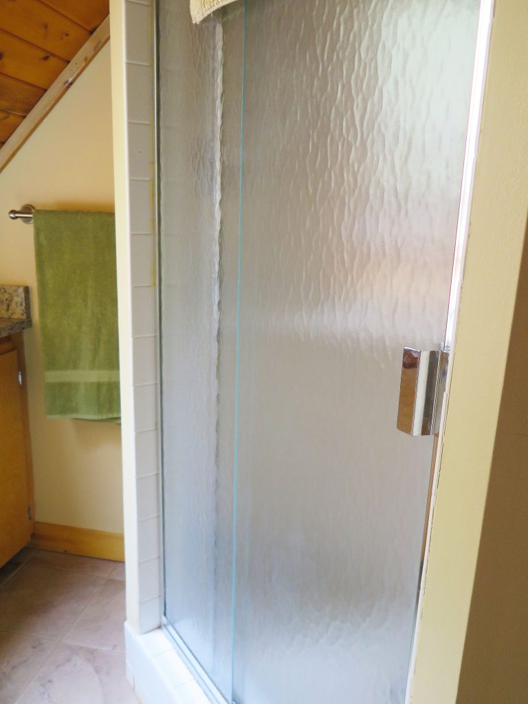 2nd floor bathroom