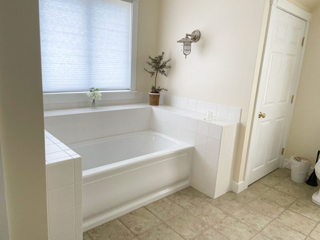 SD-king3-bath2 Starboard