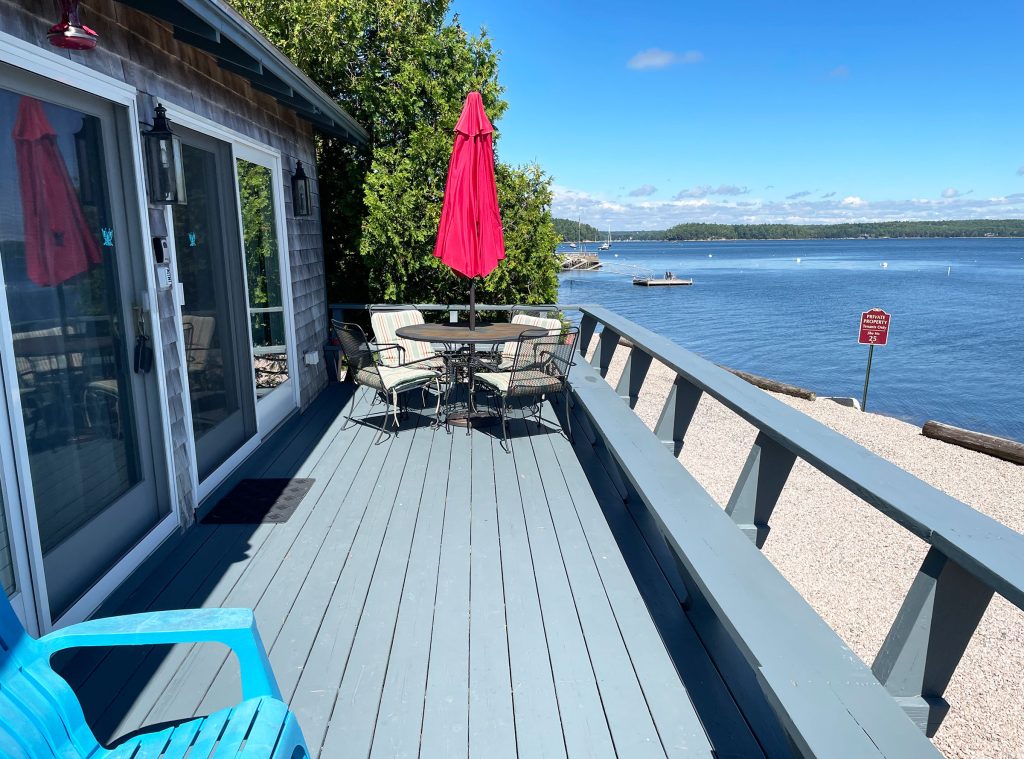 SK-deck1-1 Deck view